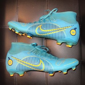 Mens Nike Mercurial Soccer Cleats size 10